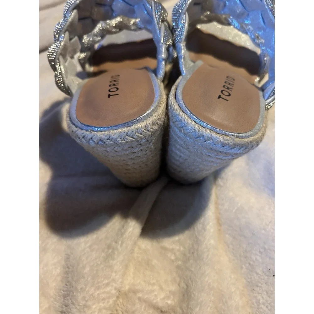 Torrid Silver Braided Wedge Sandals 8WW Platform Heels Slides - Picture 3 of 6